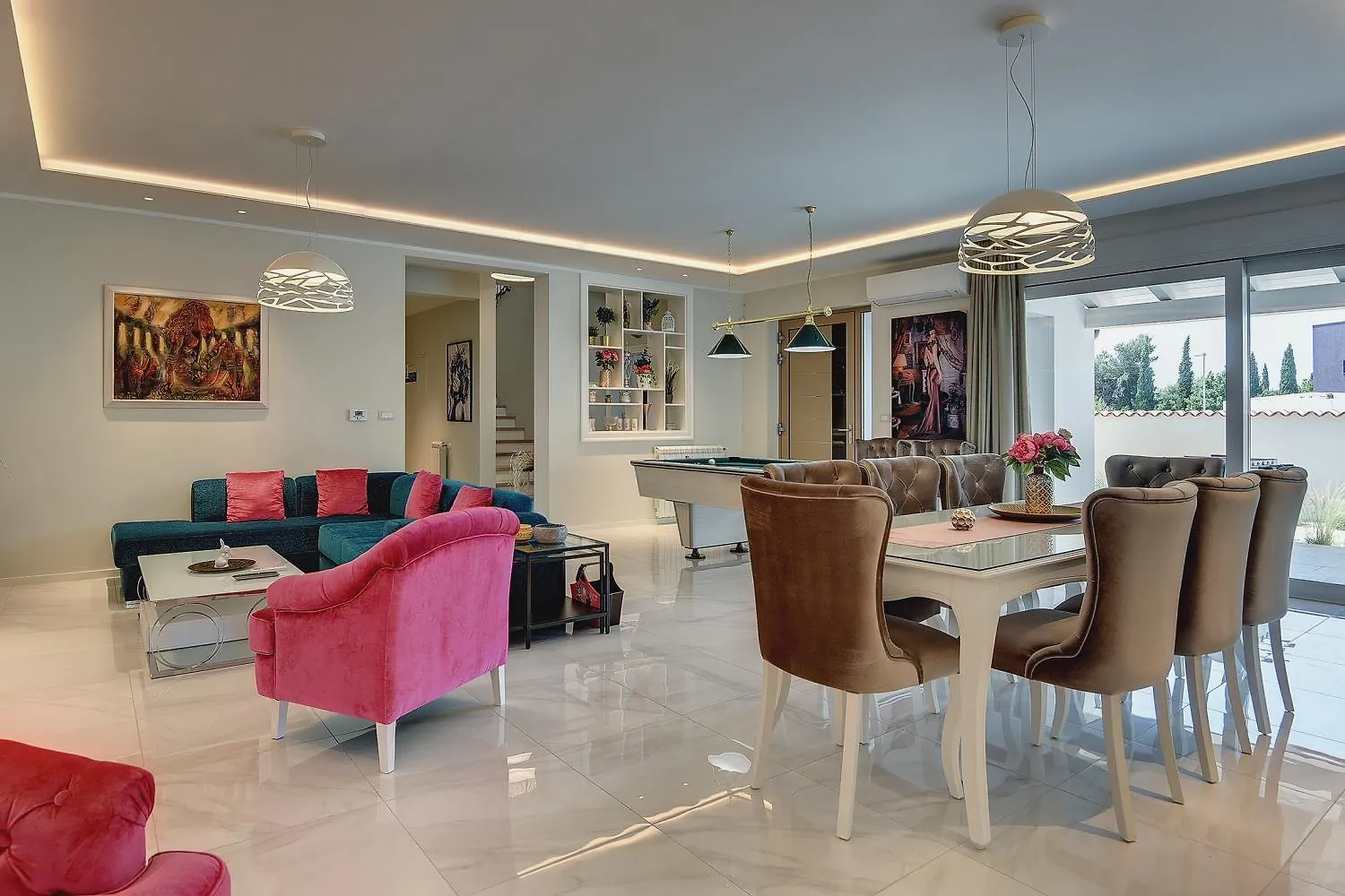Villa Mit Privatem Pool, Eigener Crossfit-Halle, Billard Premantura