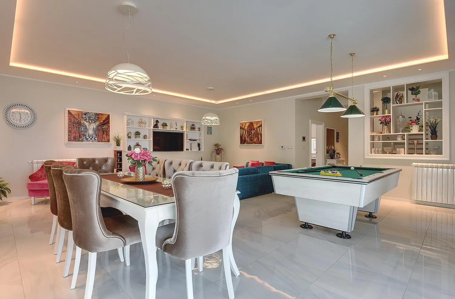 Villa Mit Privatem Pool, Eigener Crossfit-Halle, Billard Premantura